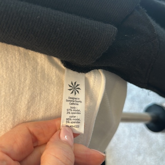 Pranayama Restore Wrap, Black, Small, VGUC - Picture 5 of 6